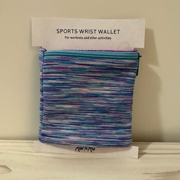 Sports Wrist Wallet and Headband - Picture 1 of 2